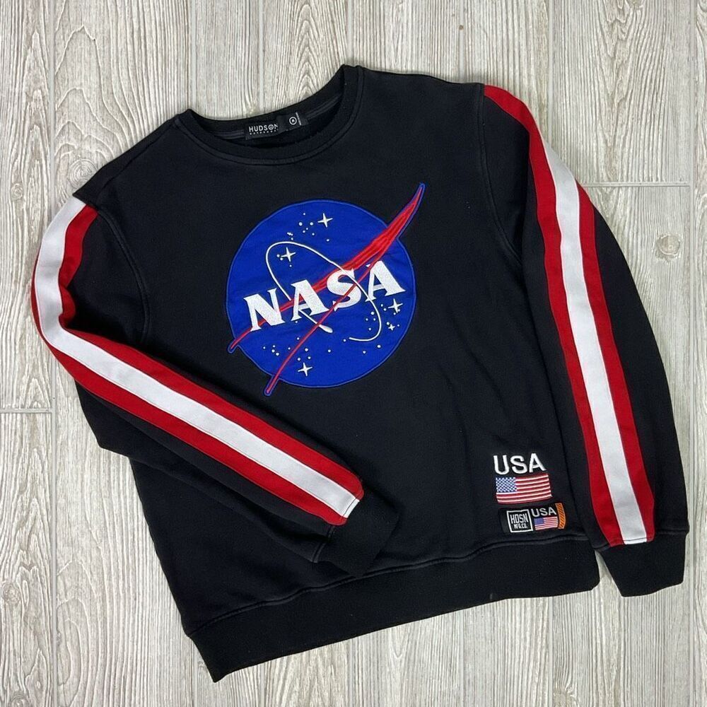 Hudson Black NASA Crewneck Sweatshirt Mens Medium NASA "Meatball" Logo Red and W